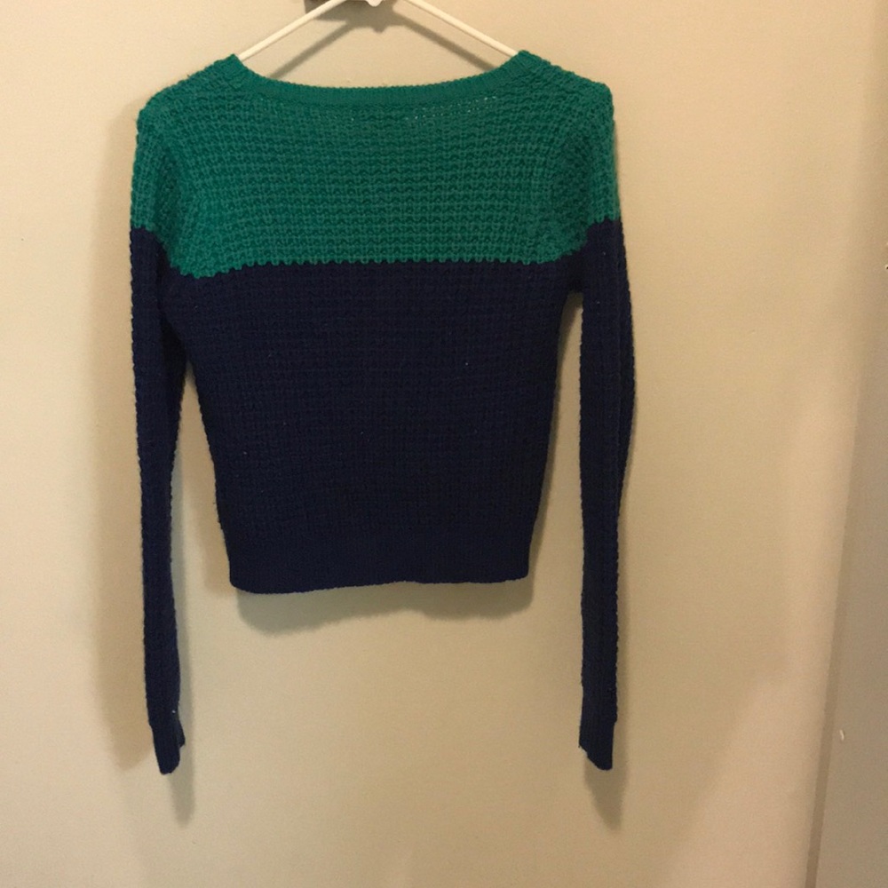 Sweater - Picture 3 of 3